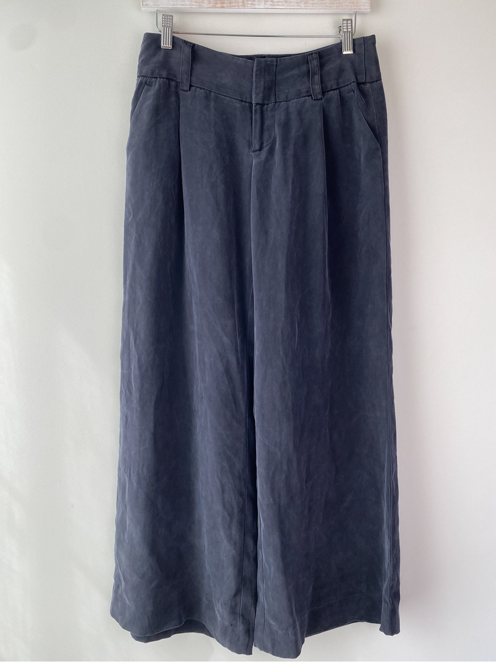 Alice + Olivia Womens Wide Leg Dress Pants 8 Washed Black Trousers Chic Office